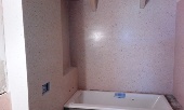 Okładzina lastrykowa wyłożona na ściany łazienki