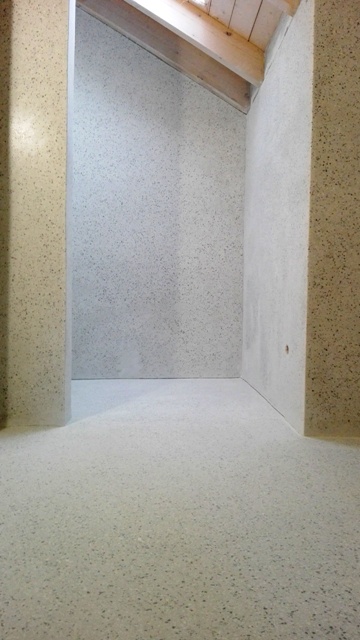 Lastriko w łazience- nowoczesne posadzki. Lastrykowe ściany w prysznicu